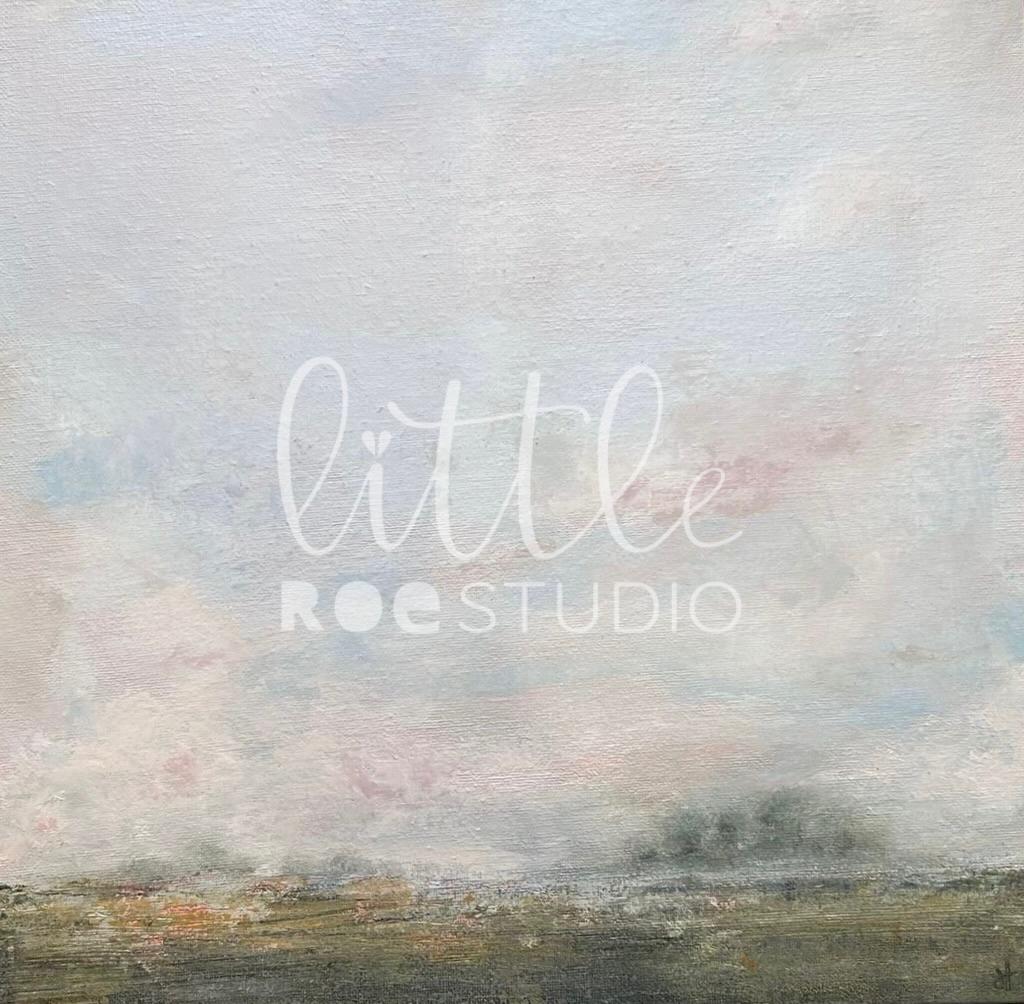 A Pale Horizon 30cmx30cm on a canvas wooden panel.
Layers of oil and cold wax, this piece explores the meeting of land and sky.
Soft veils of colour and earth pigment worked back into the surface to create a landscape of soft colours, light, and the edge where things almost disappear.
#PaleHorizon
#NorthernIrelandArtist
#ContemporaryLandscape
#SoftAbstraction
#AtmosphericArt
